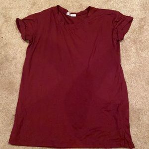 Burgundy/Maroon tee
